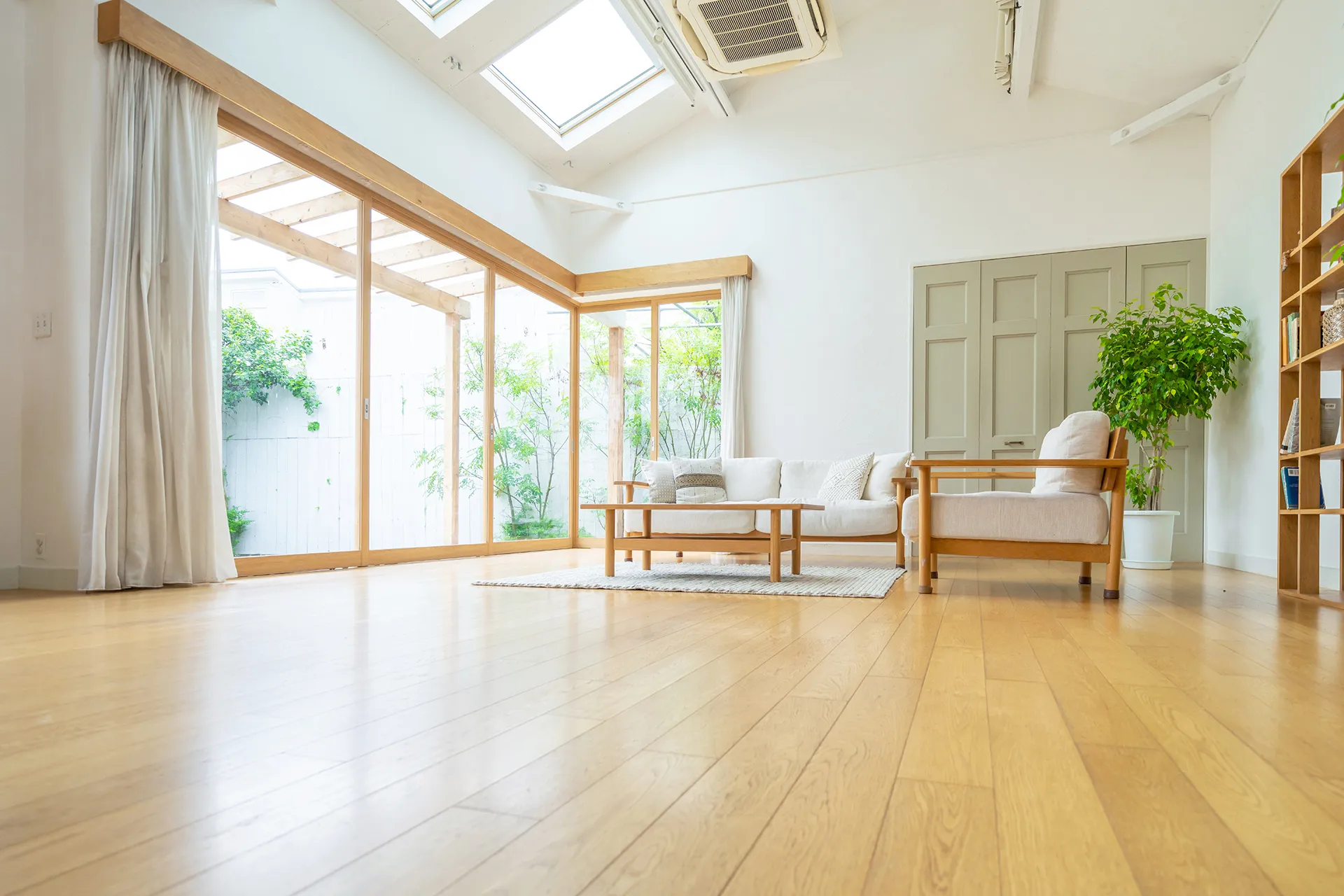 トータルリペア　アイズファクトリー